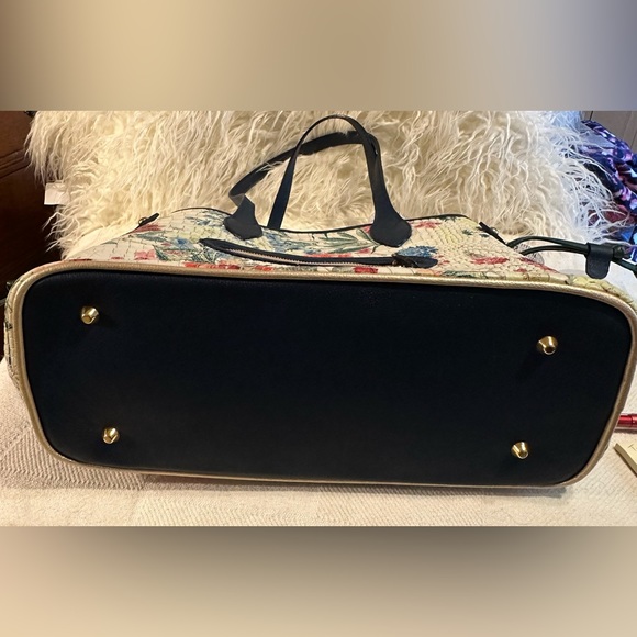 NEW Land Leather Tote & wristlet - Gavial Begonia Talco - Picture 4 of 9